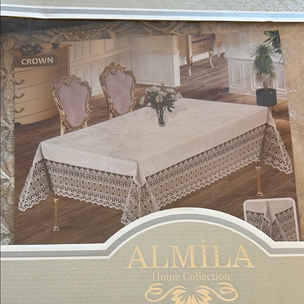 Almia Home Collection Cream Tablecloth